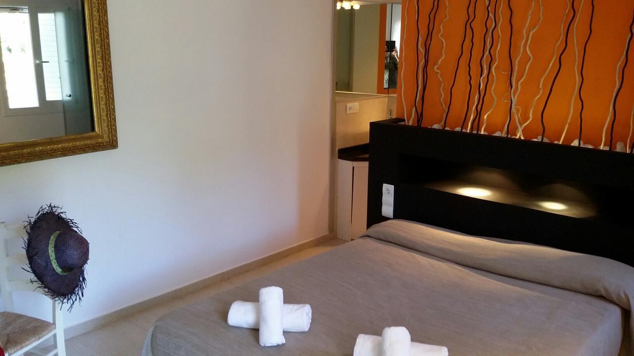 Apartamentos Colomar ซานตาเอวเลเรียเดสริว ภายนอก รูปภาพ